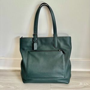 Elegant Coach Green Leather Tote Bag